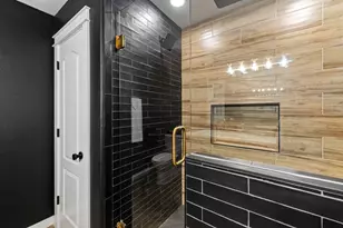 4006 King's Canyon Dr, Taylor, TX 76574 - Photo 15