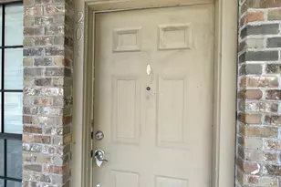 715 W 22 1/2 St, Austin, TX 78705 - Photo 3