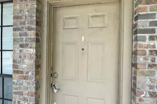 715 W 22 1/2 St, Austin, TX 78705 - Photo 3