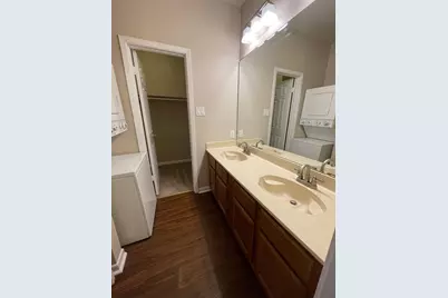 715 W 22 1/2 Street #201, Austin, TX 78705 - Photo 13