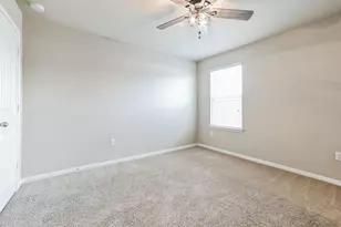 101 Acadia Cv, Hutto, TX 78634 - Photo 9