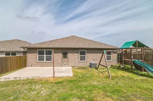 101 Acadia Cv, Hutto, TX 78634 - Photo 13