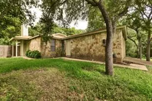 9802 Hundred Oaks Cir, Austin, TX 78750 - Photo 1