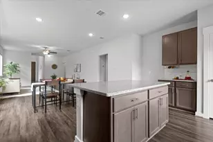 321 Buffalo View Ln, Georgetown, TX 78628 - Photo 11