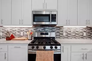 7206 Carver Ave, Austin, TX 78752 - Photo 5