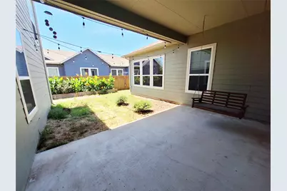 7800 Hillock Terrace, Austin, TX 78744 - Photo 35