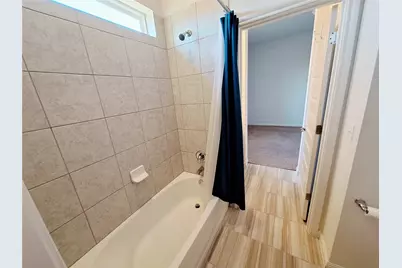 7800 Hillock Terrace, Austin, TX 78744 - Photo 25