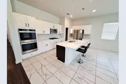 7800 Hillock Terrace, Austin, TX 78744 - Photo 7