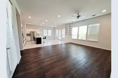 7800 Hillock Terrace, Austin, TX 78744 - Photo 5