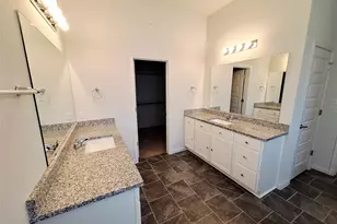 7800 Hillock Terrace, Austin, TX 78744 - Photo 19