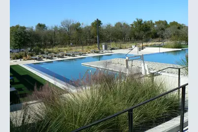 7800 Hillock Terrace, Austin, TX 78744 - Photo 39