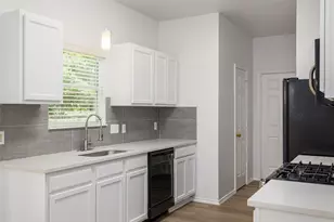 11816 Dave Silk Dr, Austin, TX 78748 - Photo 9