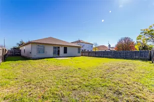 207 Mitchell Dr, Hutto, TX 78634 - Photo 23