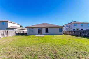 207 Mitchell Dr, Hutto, TX 78634 - Photo 25