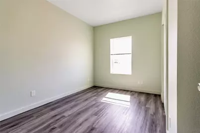 1310 W Fm 487 #E, Jarrell, TX 76537 - Photo 11