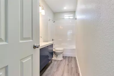 1310 W Fm 487 #E, Jarrell, TX 76537 - Photo 9