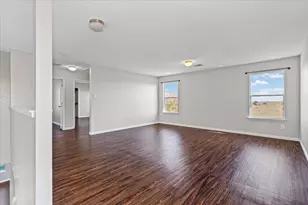 396 Feathergrass Dr, Buda, TX 78610 - Photo 15