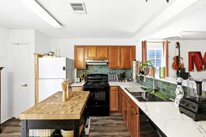 7203 Alegre Pass, Austin, TX 78744 - Photo 15