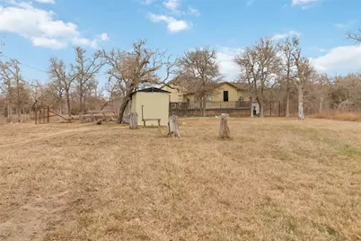 323 Cedar Lane, Cedar Creek, TX 78612 - Photo 27