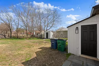 918 W 3rd Street, Taylor, TX 76574 - Photo 3