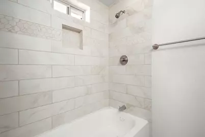 918 W 3rd Street, Taylor, TX 76574 - Photo 17