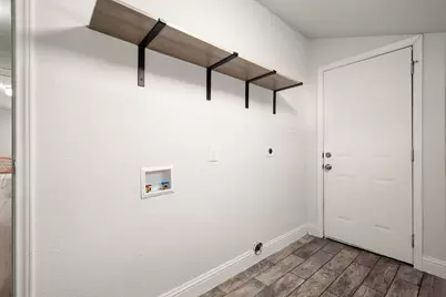 918 W 3rd Street, Taylor, TX 76574 - Photo 19