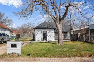 918 W 3rd St, Taylor, TX 76574 - Photo 21