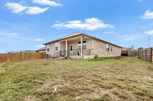 105 Escala Wy, San Marcos, TX 78666 - Photo 27