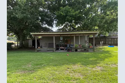 2325 11th Street, Port Neches, TX 77651 - Photo 3