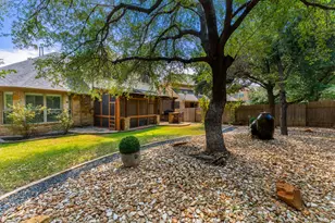 12025 Montclair Bend, Austin, TX 78732 - Photo 37