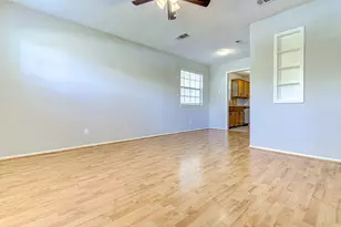 907 Taulbee Ln, Austin, TX 78757 - Photo 7