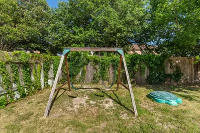 504 Pleasant Valley Drive, Pflugerville, TX 78660 - Photo 29