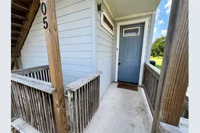 805 Hallie Cove, Lockhart, TX 78644 - Photo 23