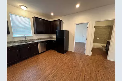 805 Hallie Cove, Lockhart, TX 78644 - Photo 9
