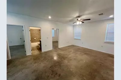805 Hallie Cove, Lockhart, TX 78644 - Photo 25