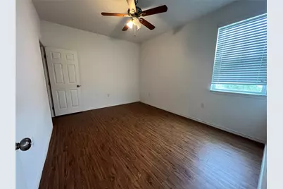 805 Hallie Cove, Lockhart, TX 78644 - Photo 19