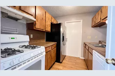 11941 Sunhillow Bend #A, Austin, TX 78758 - Photo 3