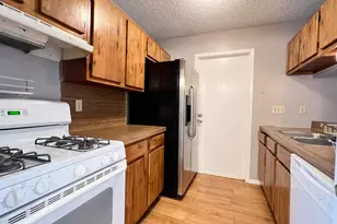 11941 Sunhillow Bend, Austin, TX 78758 - Photo 3