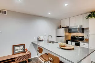 910 Duncan Ln, Austin, TX 78705 - Photo 7