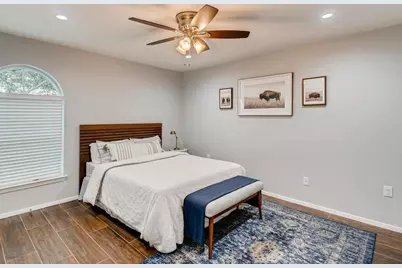 910 Duncan Lane #16, Austin, TX 78705 - Photo 9