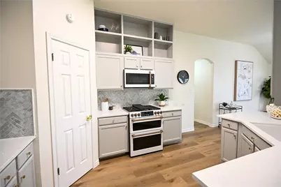 1303 Yountville Drive, Leander, TX 78641 - Photo 5