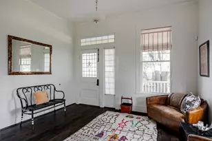 1401 Newning Ave, Austin, TX 78704 - Photo 3