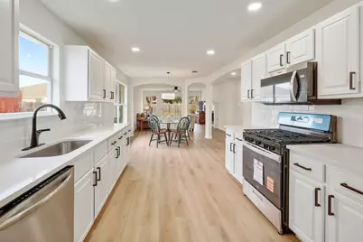 105 Ryan Cove, Hutto, TX 78634 - Photo 9