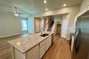 761 Staglin St, Buda, TX 78610 - Photo 3