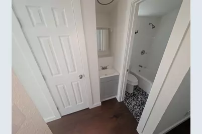 3019 E 12th Street, Austin, TX 78702 - Photo 11