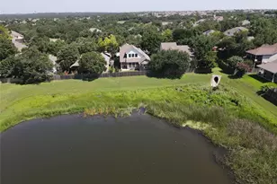 3831 Aqua Ln, Round Rock, TX 78681 - Photo 3