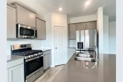 431 Sebring Circle, Hutto, TX 78634 - Photo 11