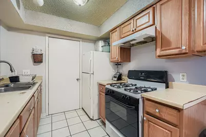 5803 Cougar Drive, Austin, TX 78745 - Photo 5