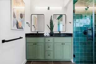 1167 Bedford St, Austin, TX 78702 - Photo 11