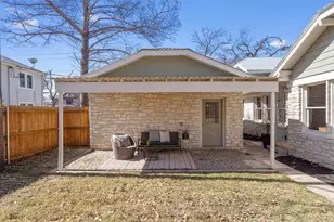 1605 S Austin Ave, Georgetown, TX 78626 - Photo 33